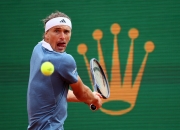 爱游戏在线-意大利网球队绝杀西班牙网球队，兹维列夫打破历史纪录