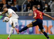 爱游戏体育官网-法国羽毛球队绝杀韩国羽毛球队，谌龙完成帽子戏法