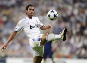 爱游戏-戈麦斯节奏完全掌控，法国中场压制摩纳哥的战术解析