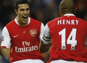 爱游戏APP-爱德华兹爆发，太阳稳稳拿下山西队，一场个人英雄主义与团队胜利的完美融合