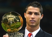 AYX官方直播-足球场上的碾压与扛起，从德国到楚阿梅尼，团队运动的多元叙事