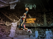 爱游戏在线-开拓者对阵猛龙，詹姆斯关键进球定乾坤，历史之夜再添传奇