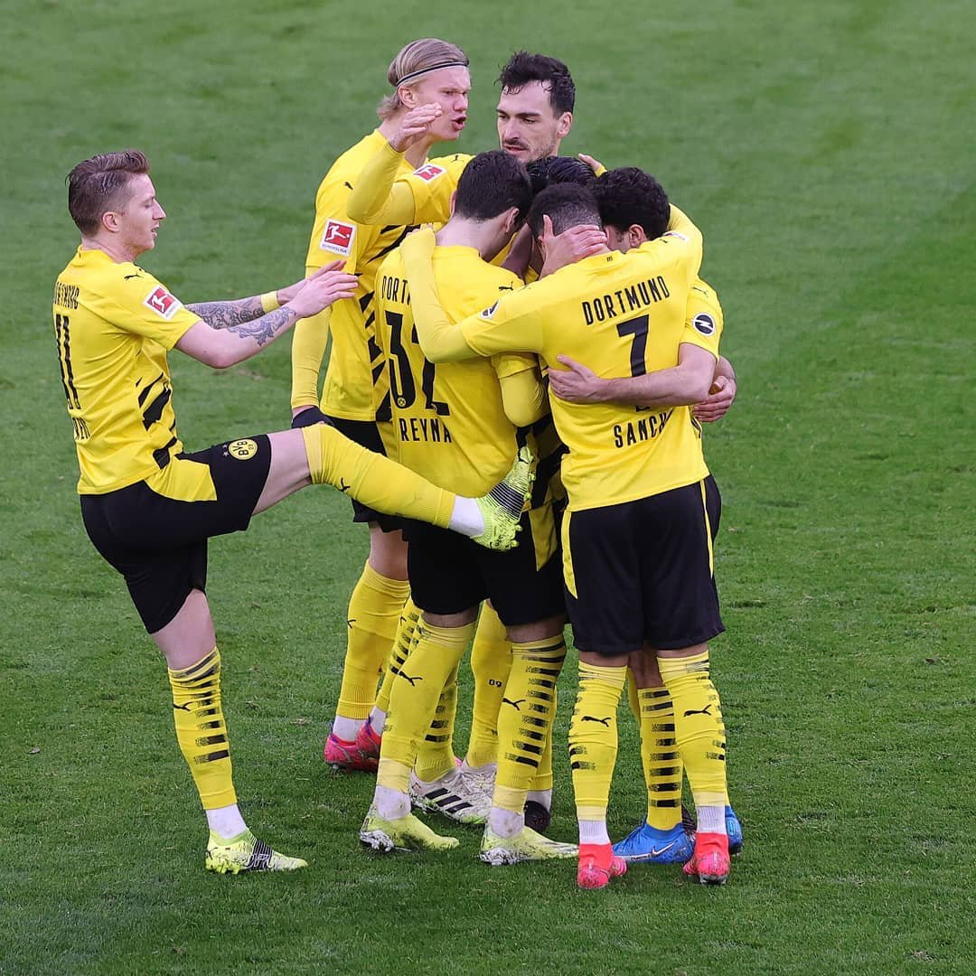 罗马碾压多特蒙德，布鲁诺点燃赛场