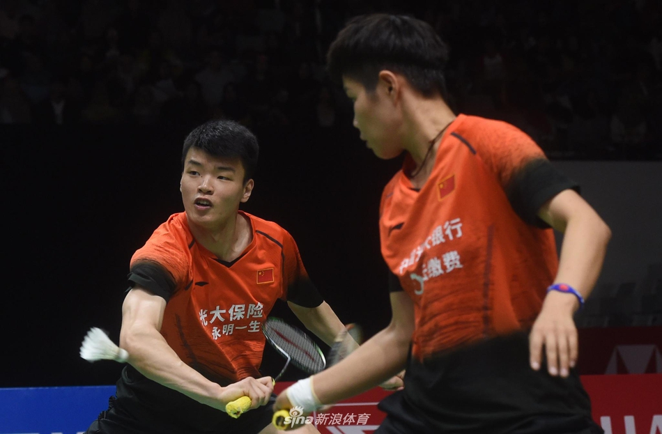 印尼队逆转日本队,黄鸭组合点燃赛场 印尼队逆转日本队,黄鸭组合点燃赛场