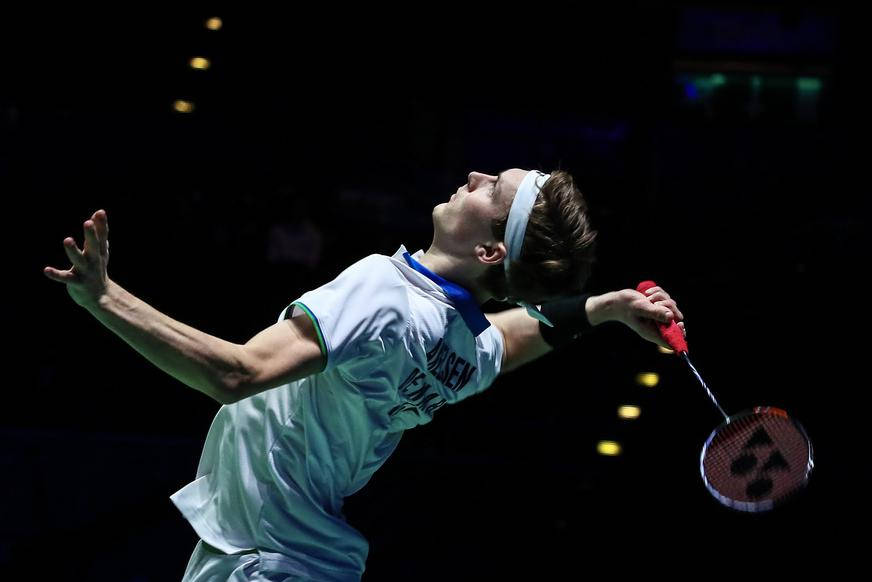 中国队鏖战日本队，安赛龙状态火热