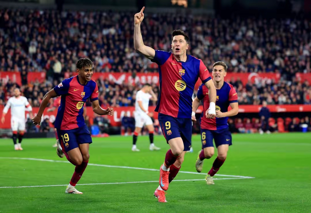 波兰完胜哥伦比亚，萨内点燃赛场