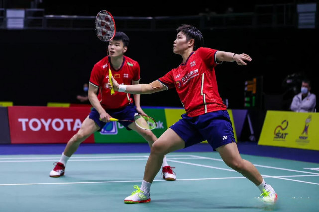 法国队翻盘印尼队，黄鸭组合惊艳四座