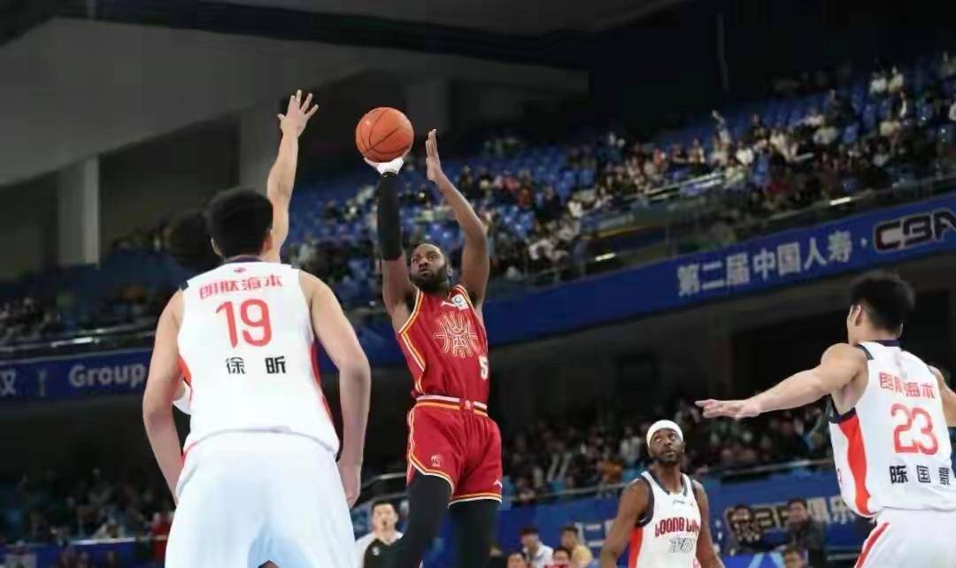 中国男篮绝地反击爵士,瓦兰丘纳斯统治全场 中国男篮绝地反击爵士,瓦兰丘纳斯统治全场