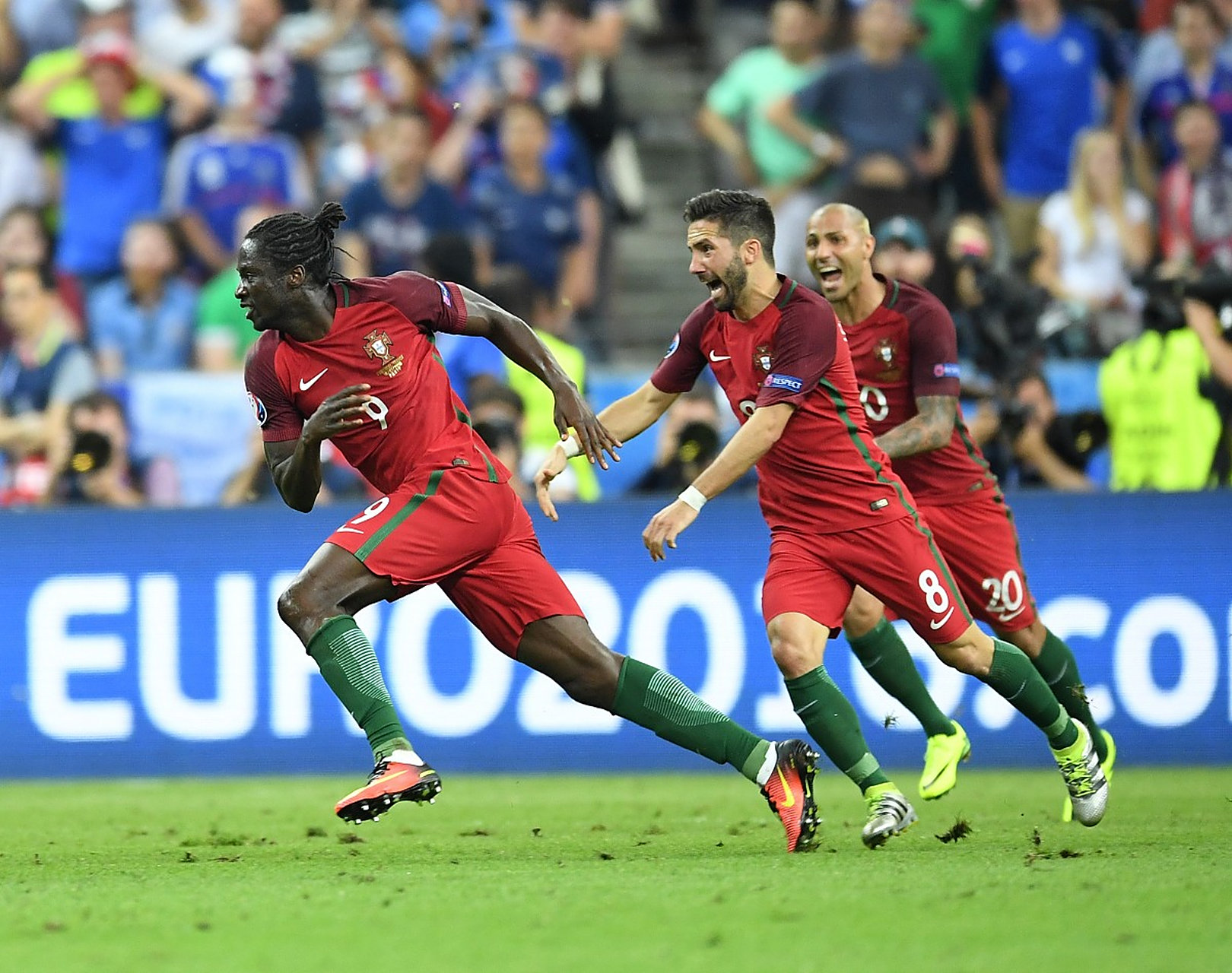 葡萄牙队在客场力克卢森堡,赢得比赛 葡萄牙队在客场力克卢森堡,赢得比赛