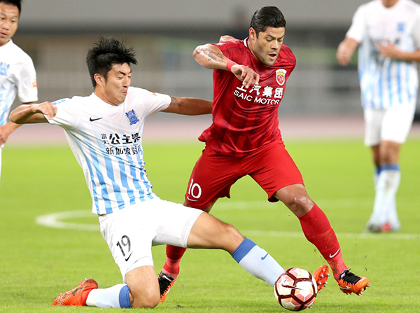 广州富力坚守保级线,追求胜利 广州富力坚守保级线,追求胜利