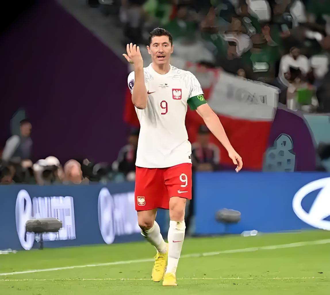 欧预赛四强交锋，场场硬仗争夺胜利