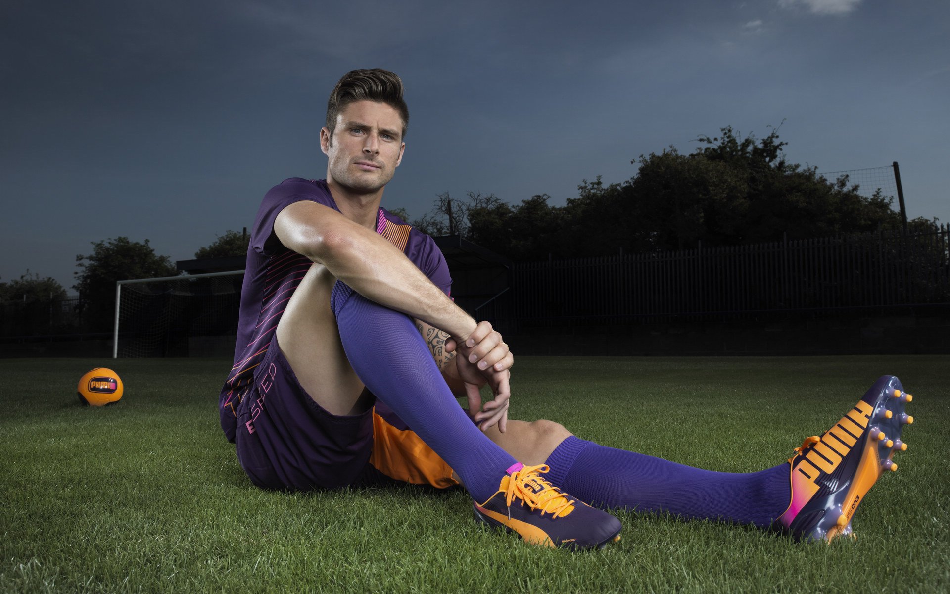 维尼修斯爆发破僵局，亚特兰大补时绝杀墨西哥—足球之夜的戏剧与启示