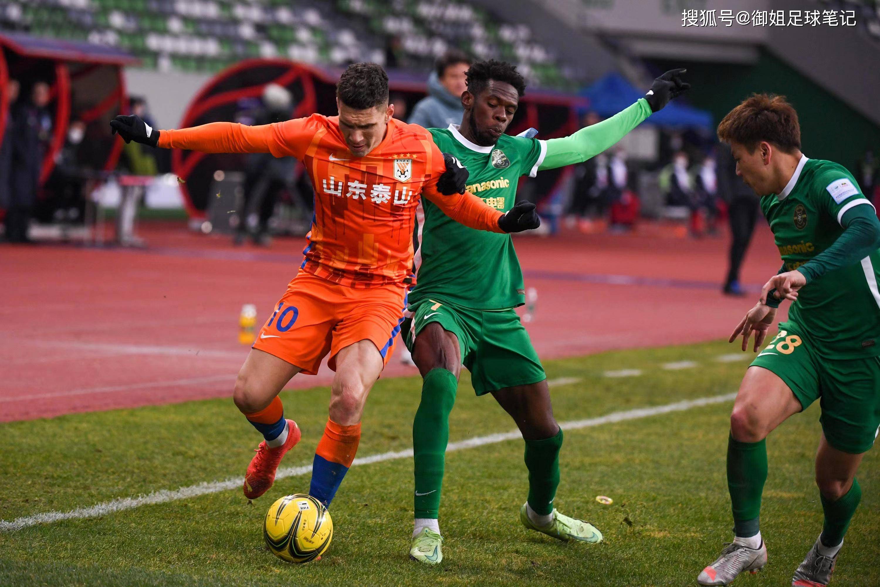 亚冠赛事篡改历史，八强对决引人瞩目