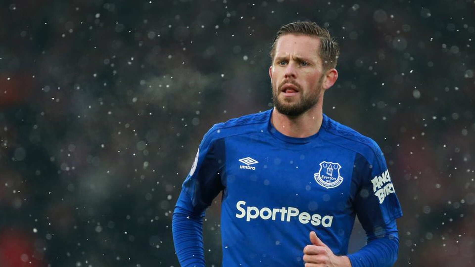 东亚德比之夜，迪亚斯一锤定音，在日韩焦点战中完成自我证明